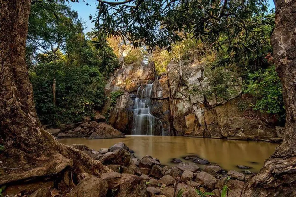 midubanda waterfall